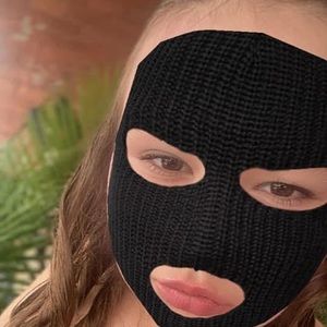 Meet your Posher, Léana